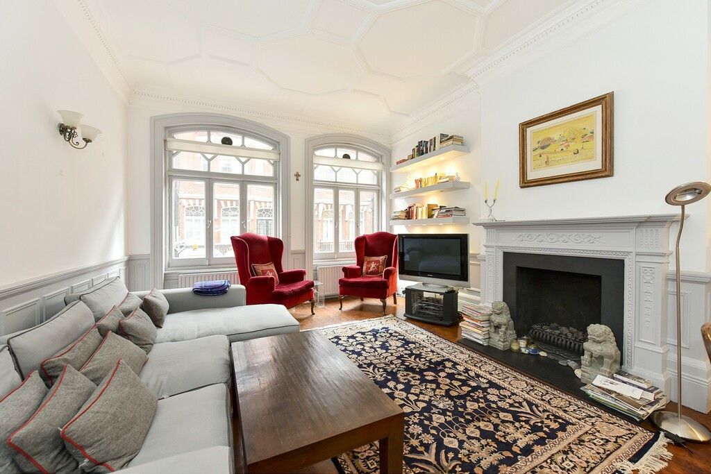 Property photo 1 of 10