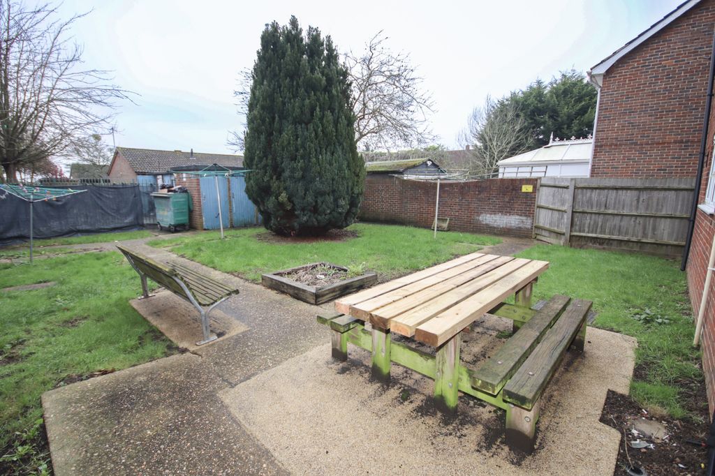 Property photo 2 of 6 Gallery