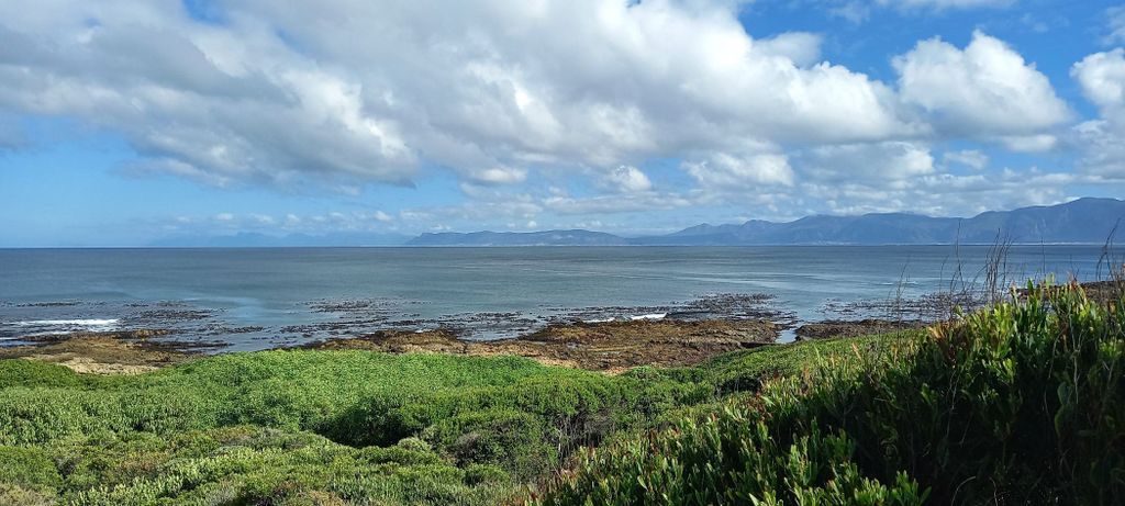 Property photo 2 of 10 1Sw1720528