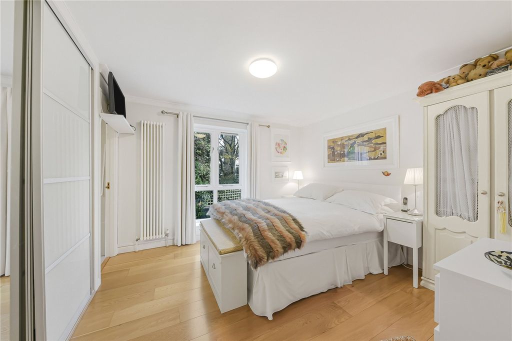 Property photo 2 of 15 Picture No. 04