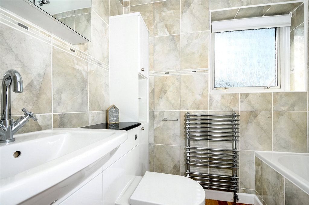 Property photo 3 of 8 Bathroom