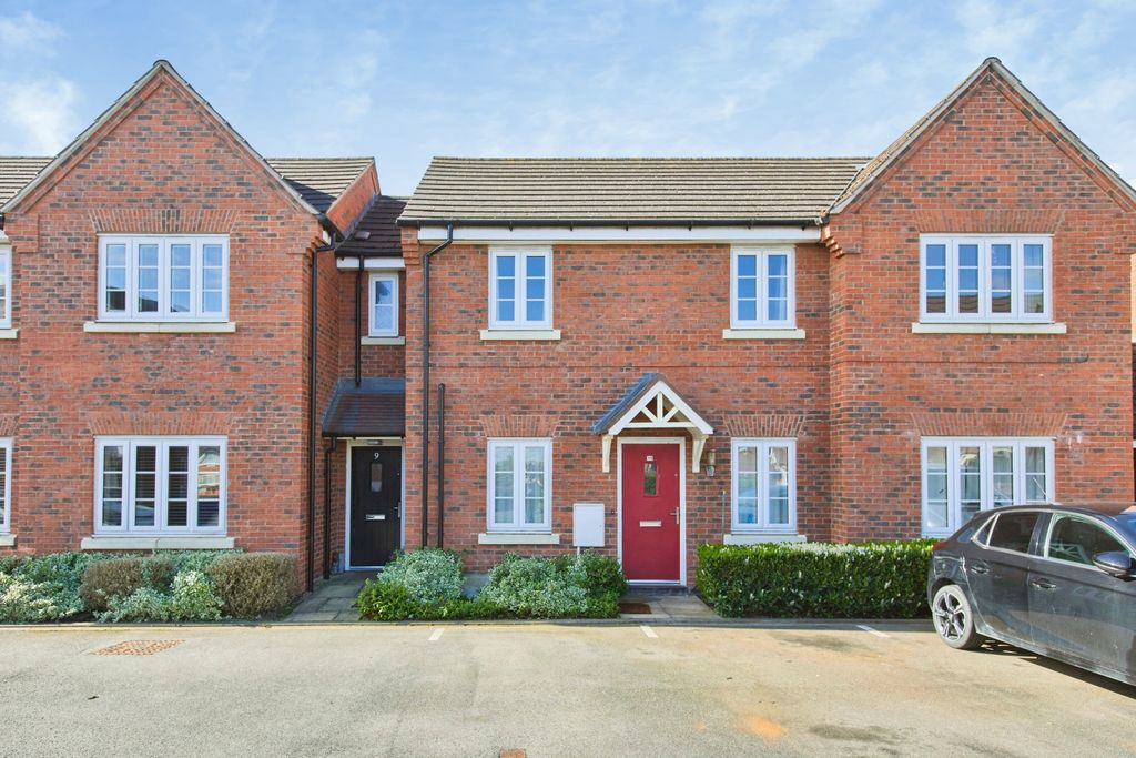 Property photo 1 of 12