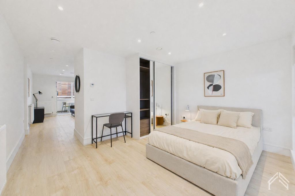 Property photo 1 of 12 1.Png