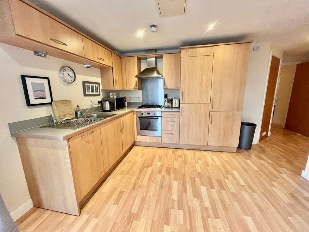Property photo 3 of 12 Image