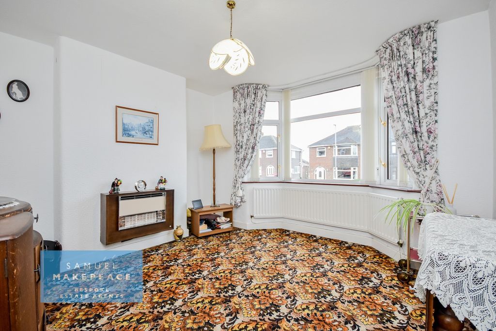 Property photo 2 of 28 Gallery