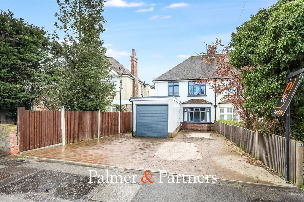 Property photo 2 of 22 Picture No. 09