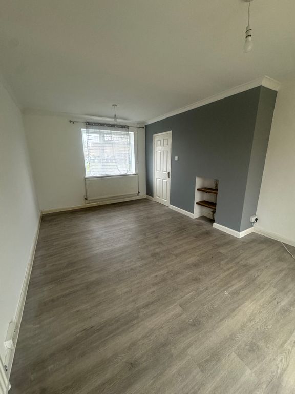 Property photo 3 of 9 Image