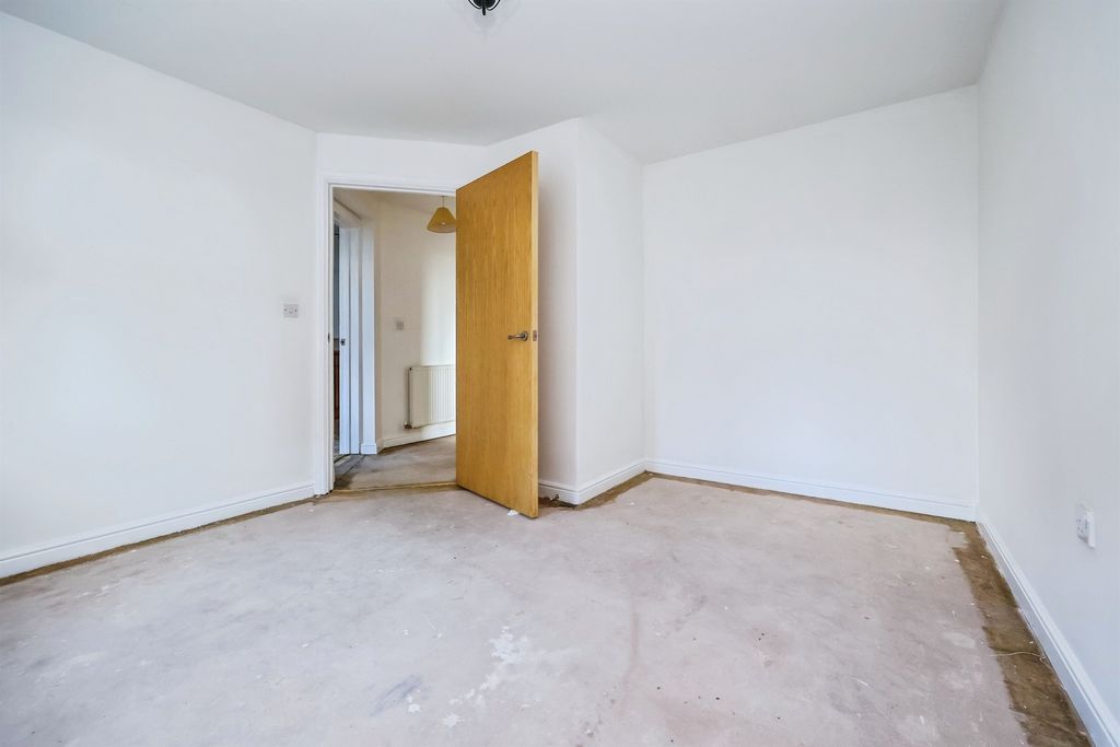 Additional image 10 of 1 bed flat for saleRiddles Court, Watnall, Nottingham NG16