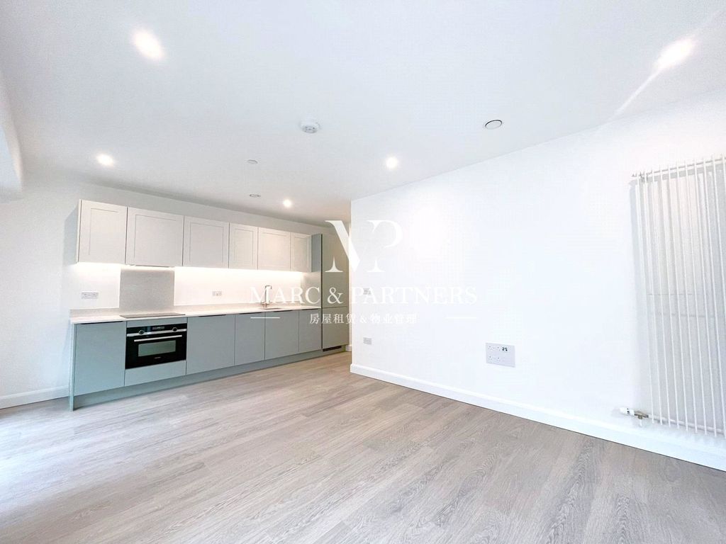 Property photo 1 of 10 Picture No. 04