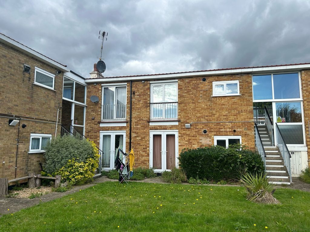 Property photo 2 of 8 Image