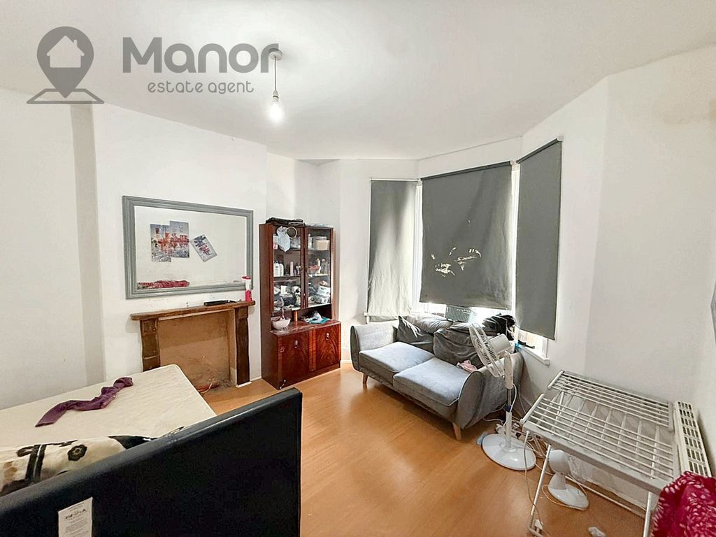 Property photo 2 of 17 Whatsapp Image 2025-09-10 At 13.12.46