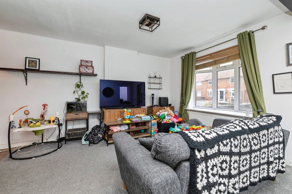 Property photo 2 of 13