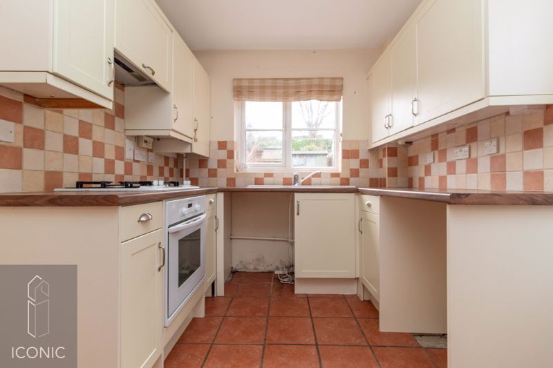 Property photo 2 of 11 Photo 4