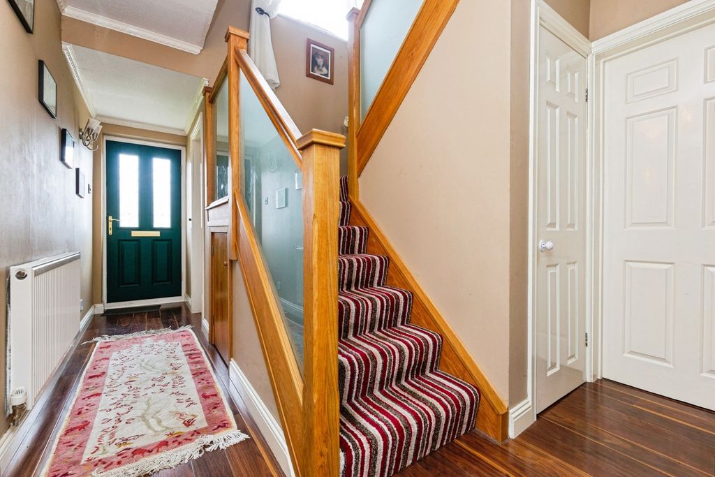 Property photo 1 of 17 Photo