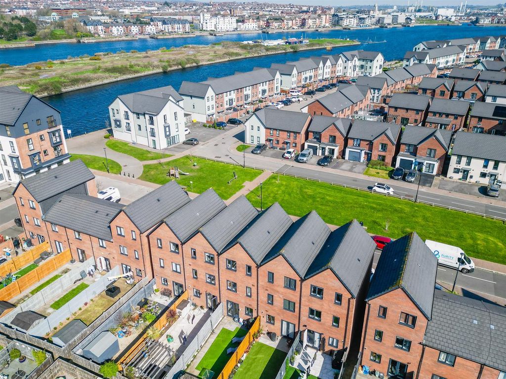 Property photo 2 of 26 Front