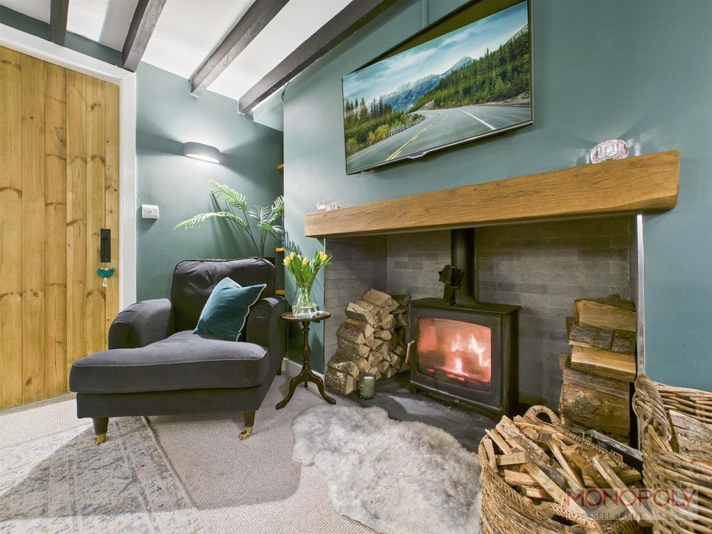 Property photo 3 of 22 Cam04439G0-Pr0224-Still002.Jpg