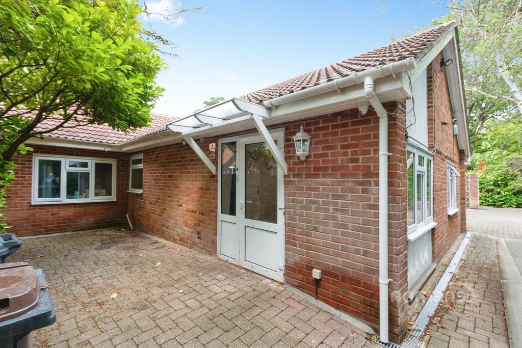 Property photo 1 of 7 Pbox-Img.Jpg