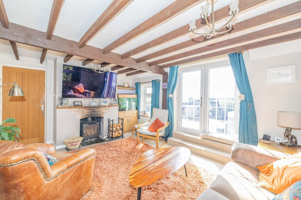 Property photo 2 of 21 Picture 2