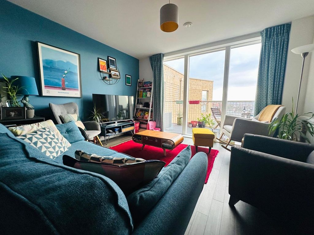 Property photo 2 of 24 Picture 2