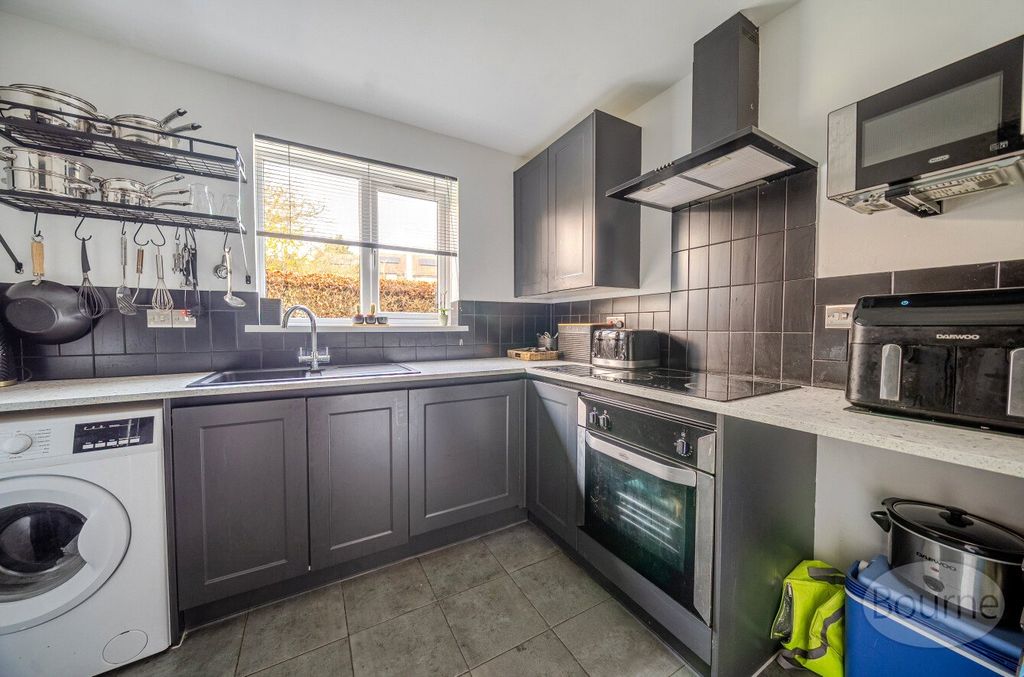 Property photo 3 of 15 Picture No. 05