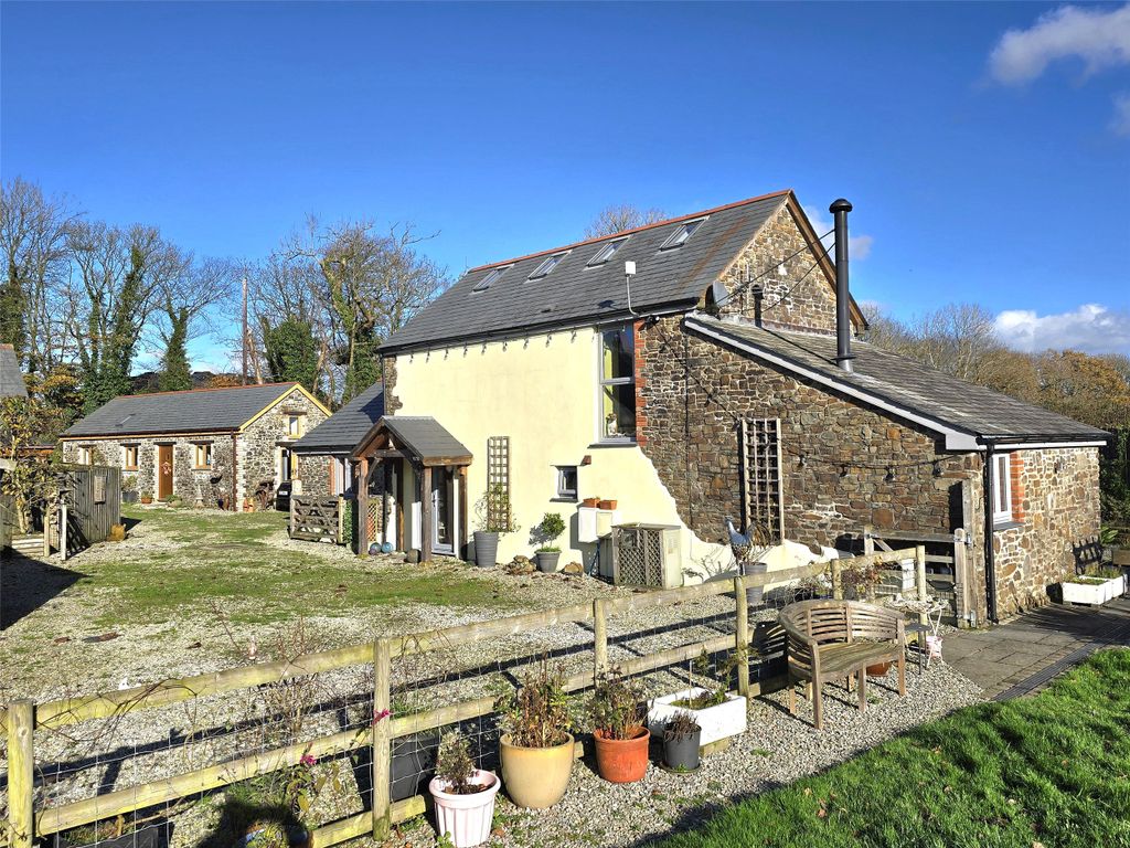 Property photo 3 of 28 Picture No. 17