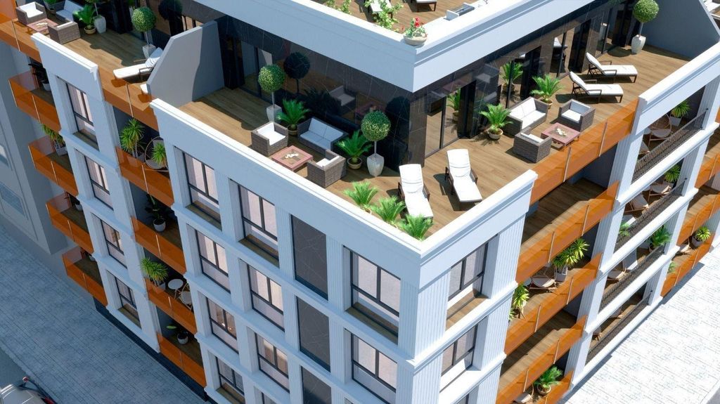 Property photo 3 of 35