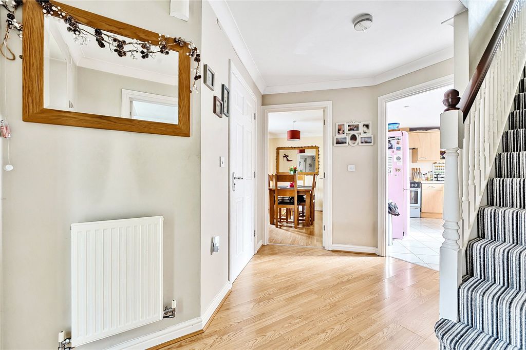Property photo 3 of 13 3 - Picture No. 34