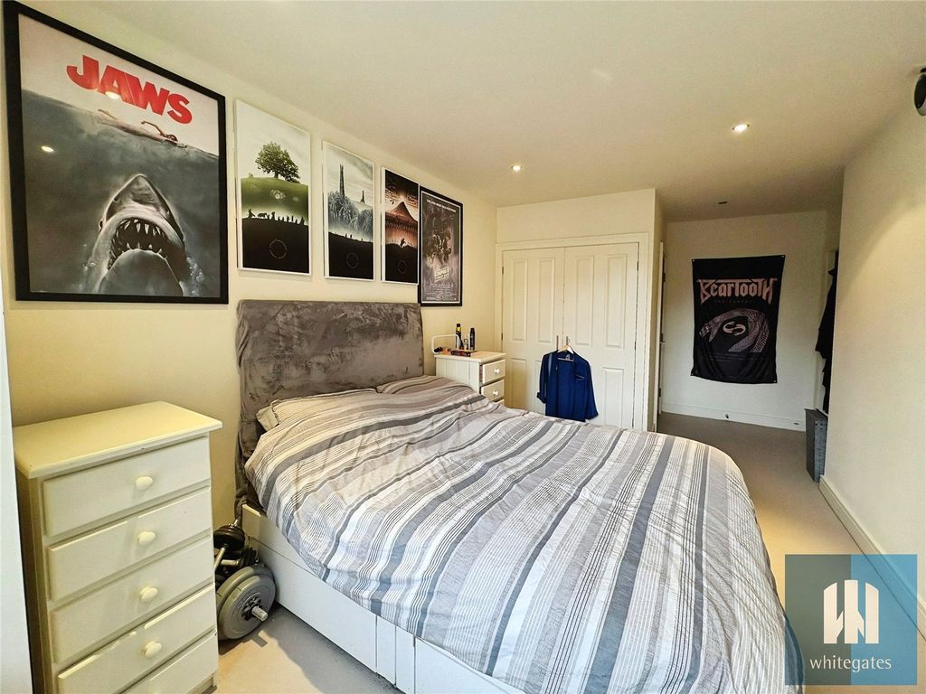 Property photo 3 of 14 Picture No. 17