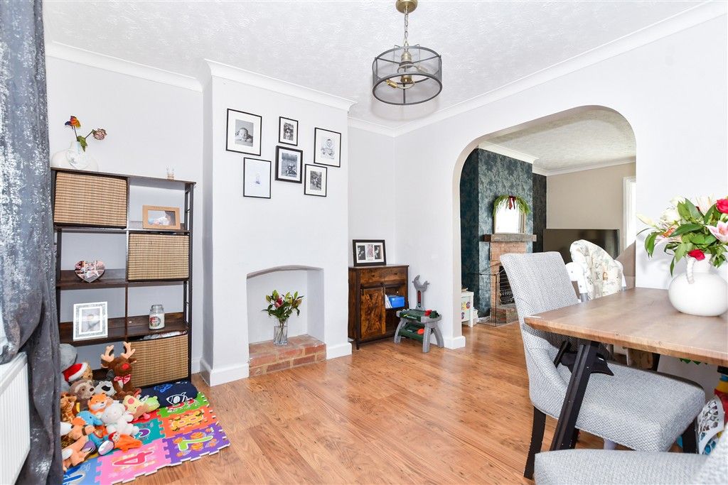 Property photo 3 of 13 Dining Area