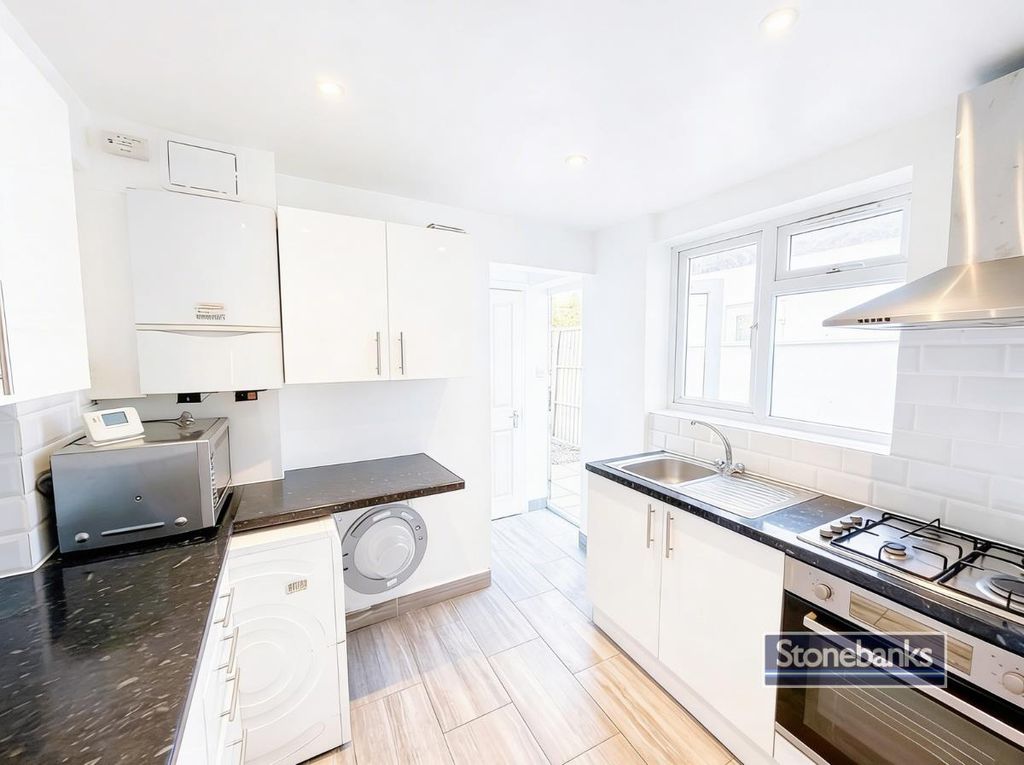 Property photo 3 of 9 Untitled Design - 7.Png