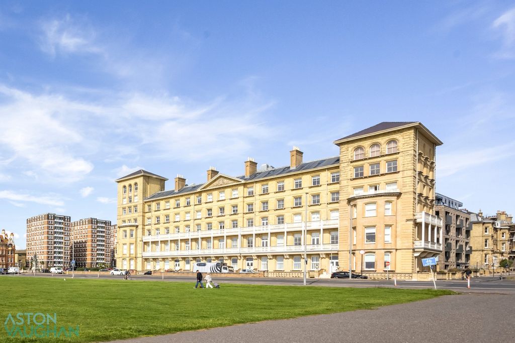 Property photo 1 of 15 4642740