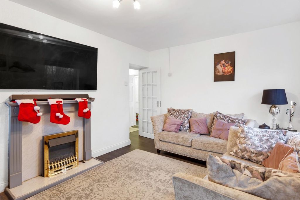 Property photo 3 of 11 Img_7825.Jpg