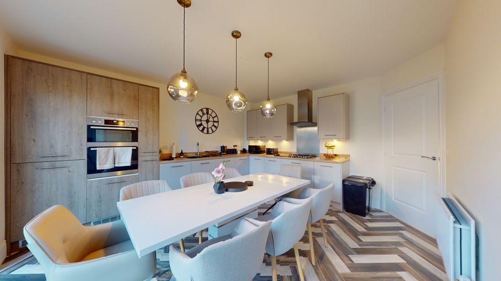 Property photo 2 of 28 3028366