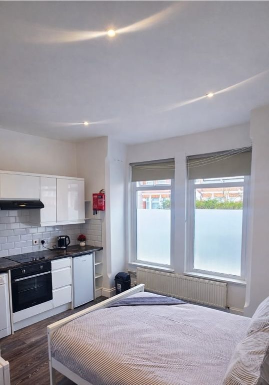 Property photo 2 of 3 Gallery