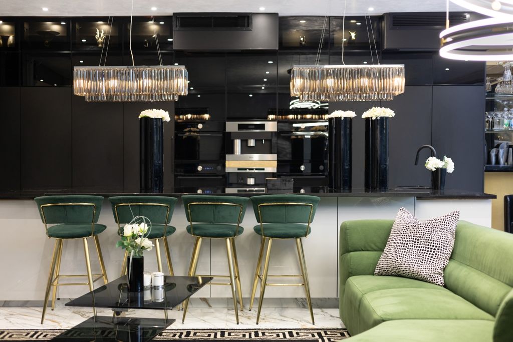 Additional image 11 of 5 bed detached house to rentWaggon Road, Barnet EN4