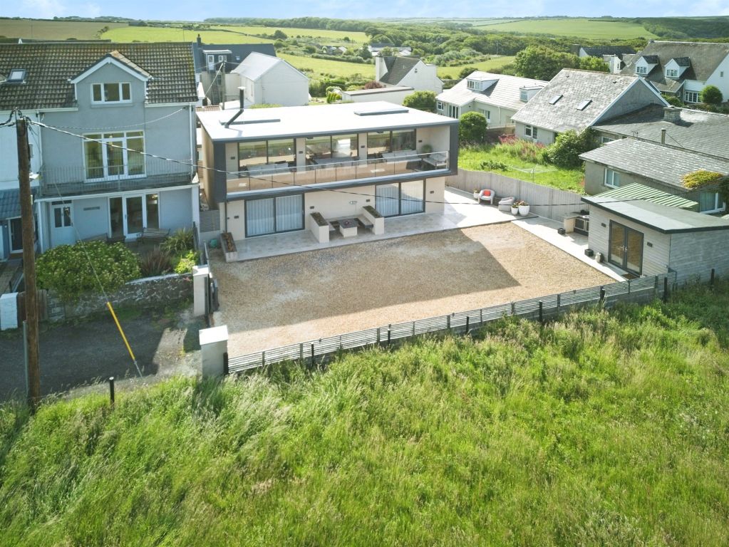 Property photo 1 of 30
