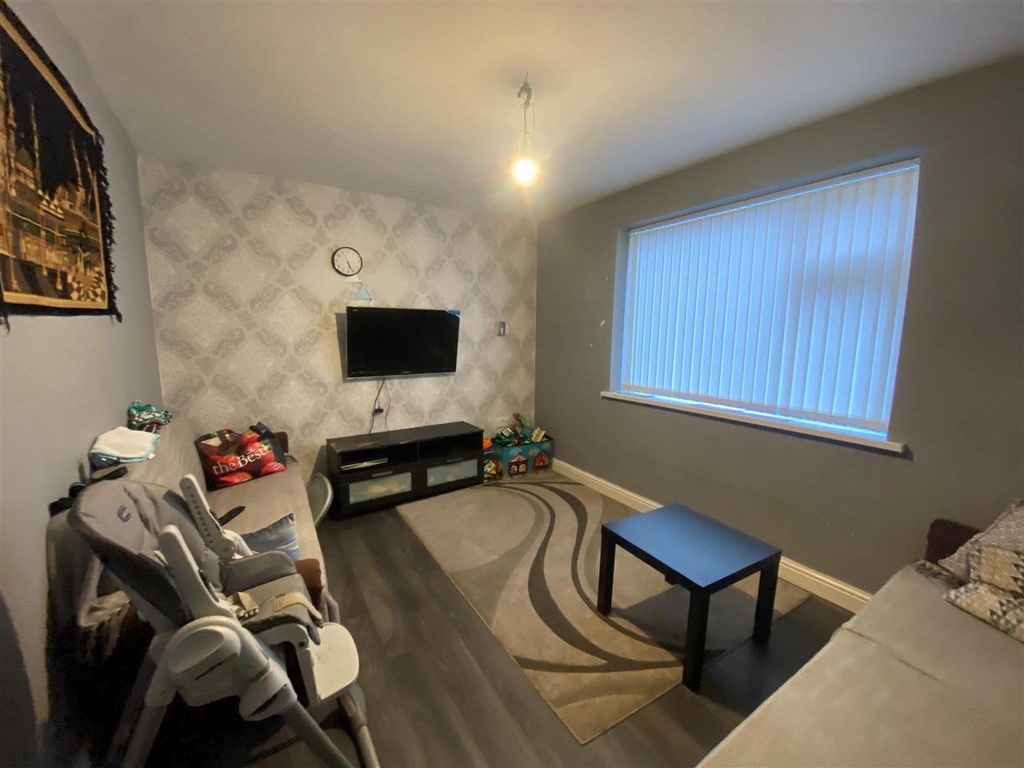 Property photo 3 of 10 Third Living Room.Jpg