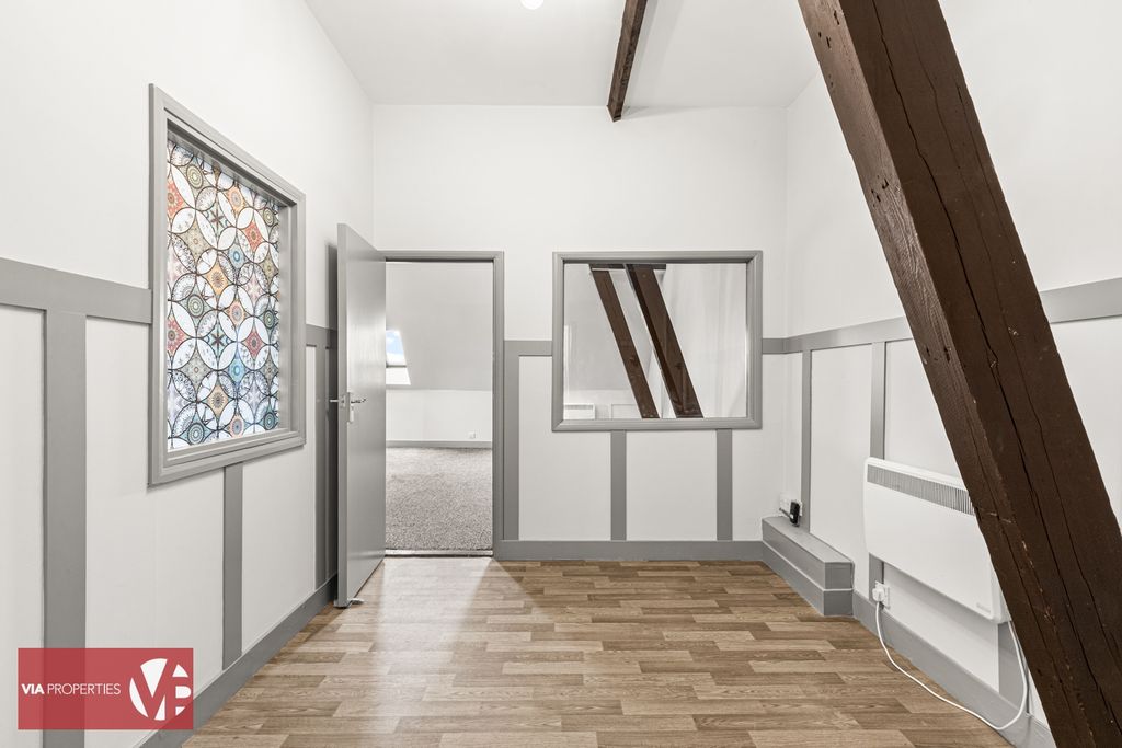 Property photo 2 of 17 Photo 2