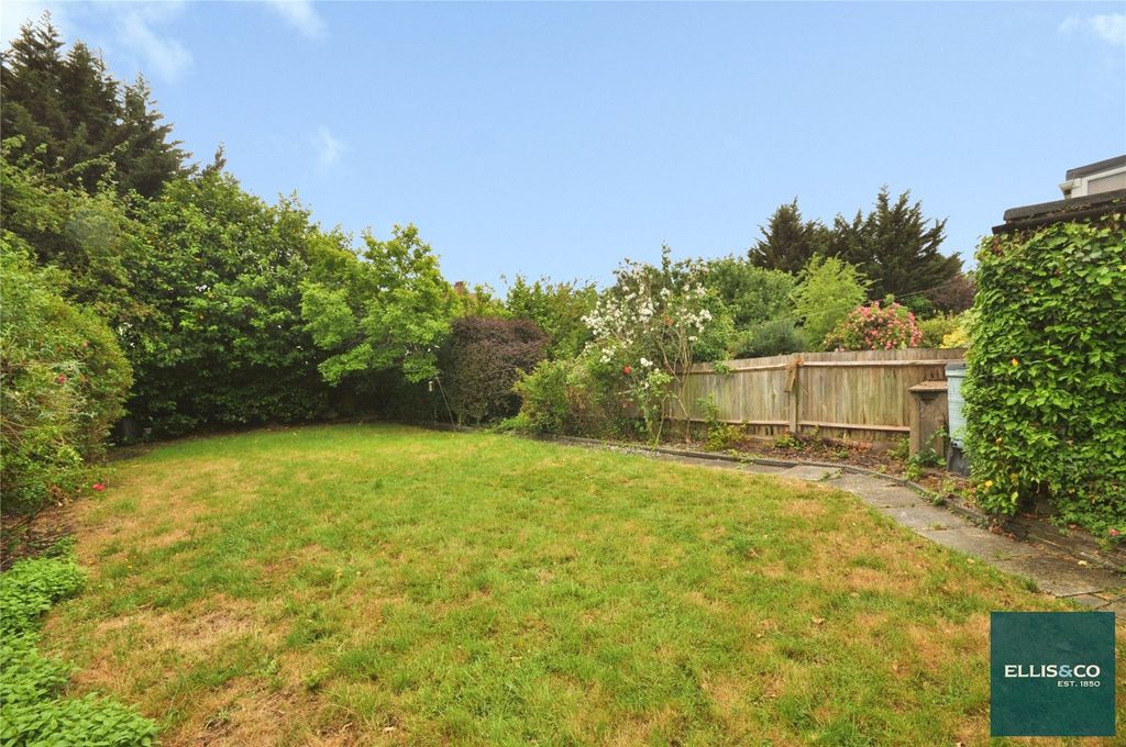 Property photo 3 of 17 Picture No. 15