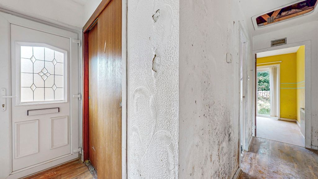 Property photo 2 of 11 4-Web-Or-Mls-4 Foxglove Place_7