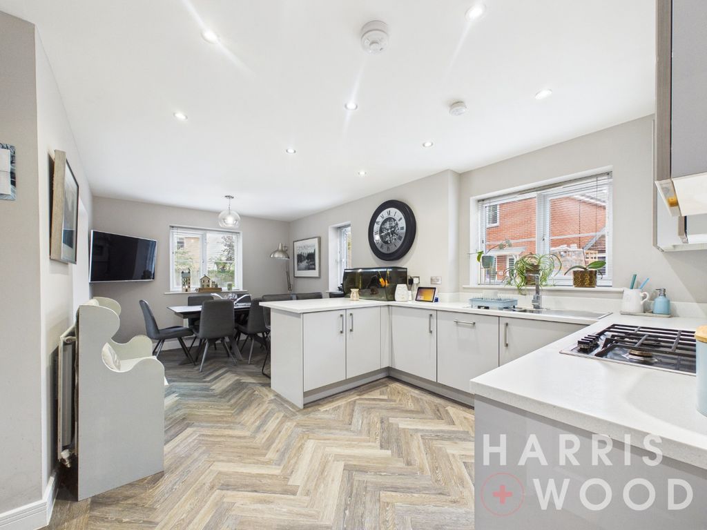 Property photo 2 of 32 5535772