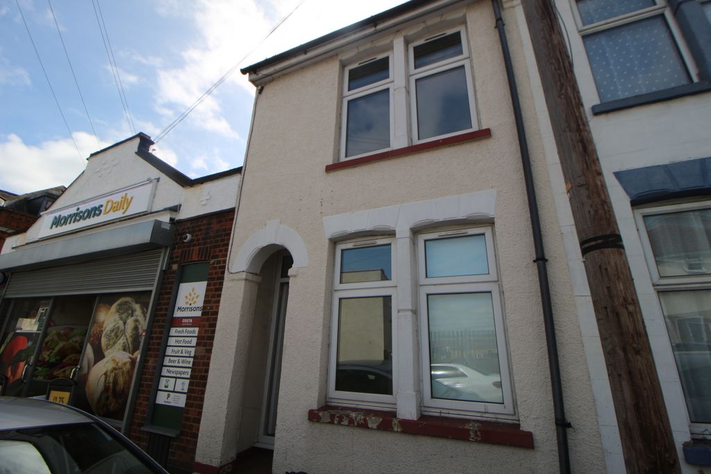 Property photo 1 of 8