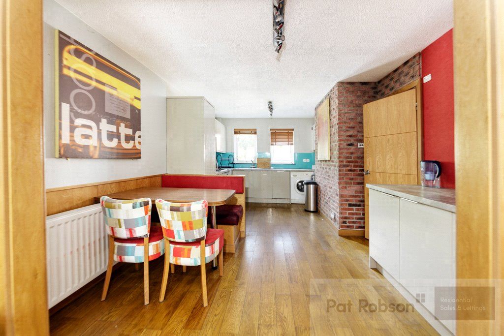 Property photo 2 of 14 Picture 2