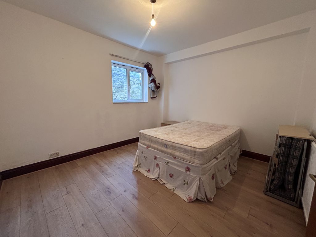 Property photo 2 of 9 Gallery