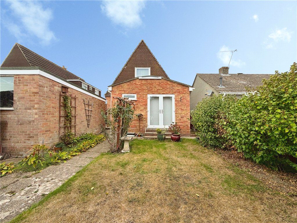 Property photo 2 of 13 Picture No. 01