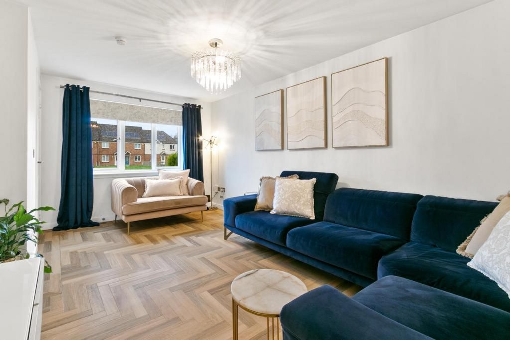 Property photo 2 of 36