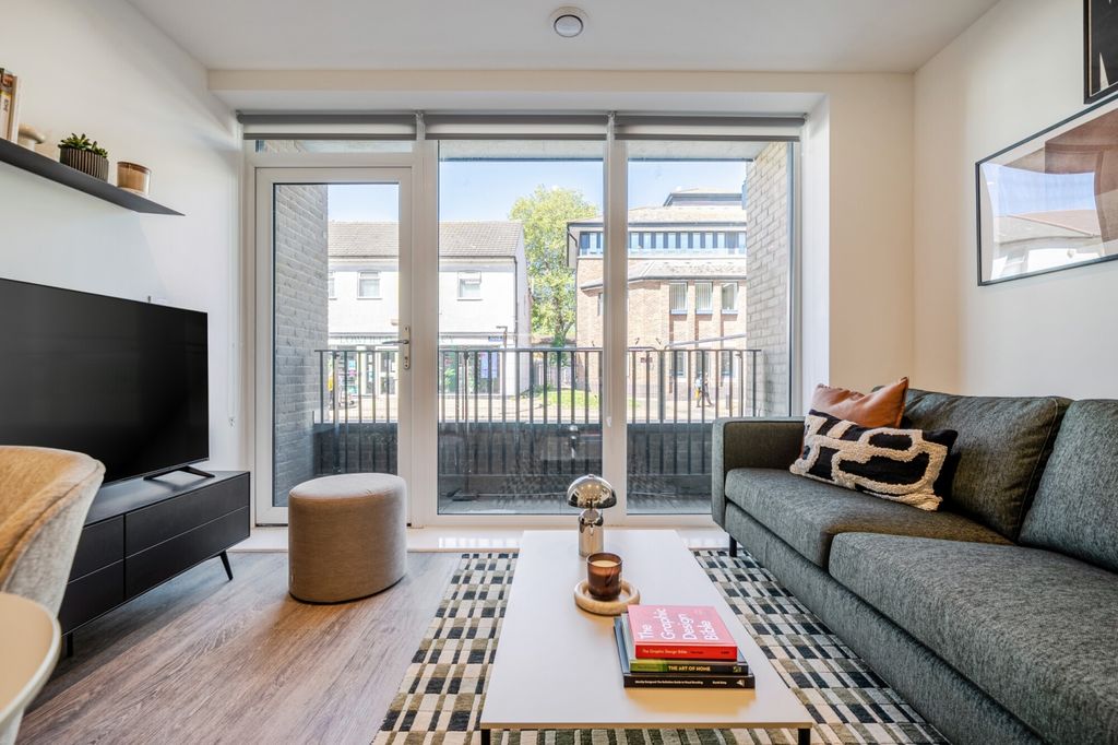 Property photo 3 of 11 1453574-4-69F339E...