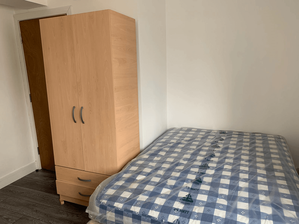 Property photo 2 of 5 Gallery