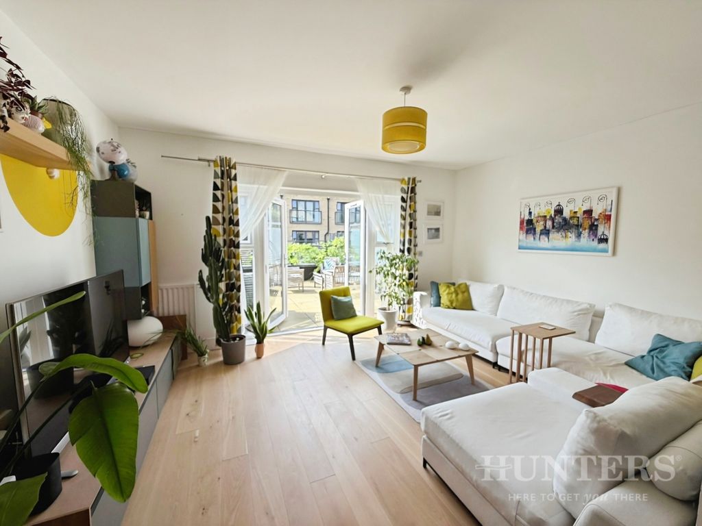 Property photo 2 of 35 10