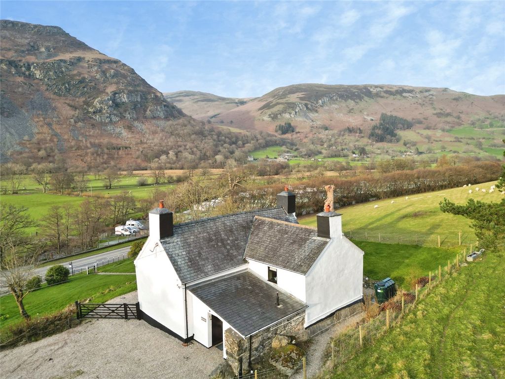 Property photo 2 of 20 Description